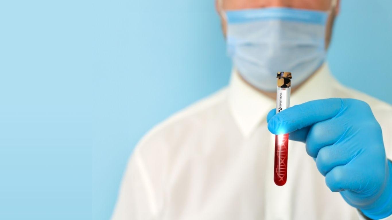 How MCED Technology Works MCED uses liquid biopsy technology, analyzing ctDNA—tumor-derived fragments circulating in blood. Unlike traditional tumor markers that focus on single proteins, MCED applies multimodal analysis for higher specificity and sensitivity.