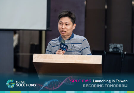 Dr. Teng Chung-Jen, Director of the Cancer Prevention and Treatment Centre at Far Eastern Memorial Hospital